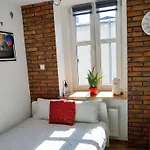 Apartment Theapartments Radwanska Lodz