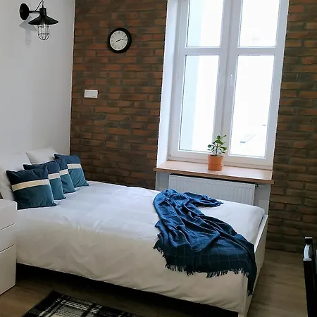 Theapartments Radwanska Лодзь