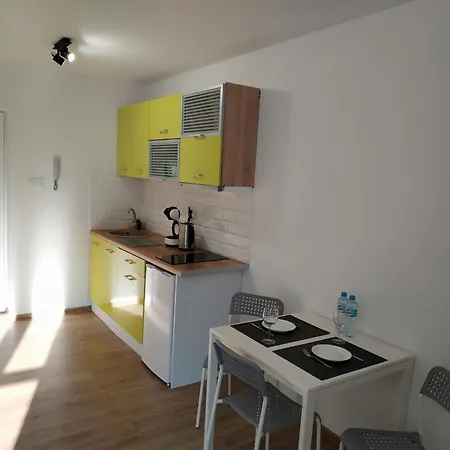 Theapartments Radwanska Apartmán *