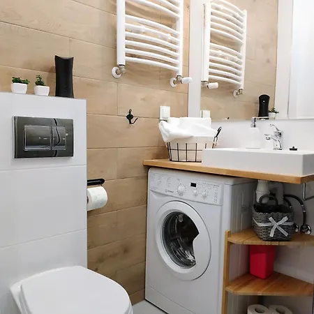 Theapartments Radwanska Апартаменты Лодзь