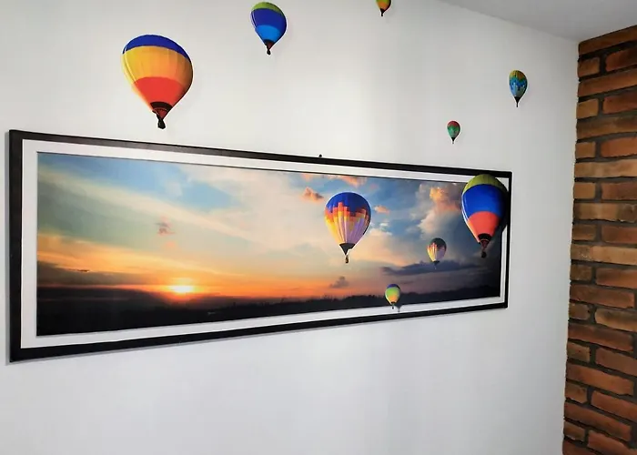 Theapartments Radwanska شقة *